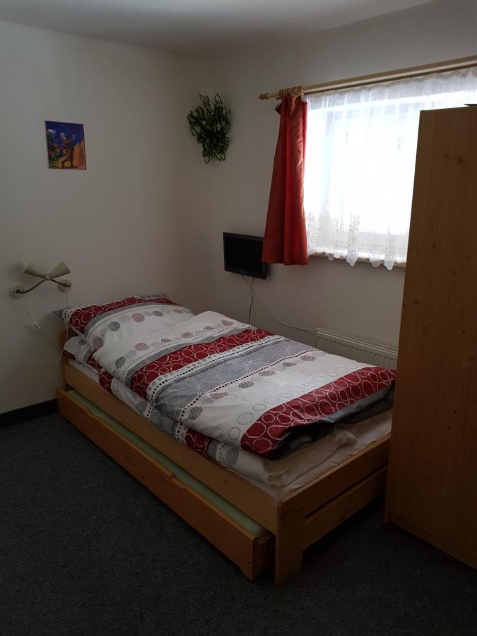 Penzion U Elisky Bedrichov V Jizerskych Horach Luaran gambar