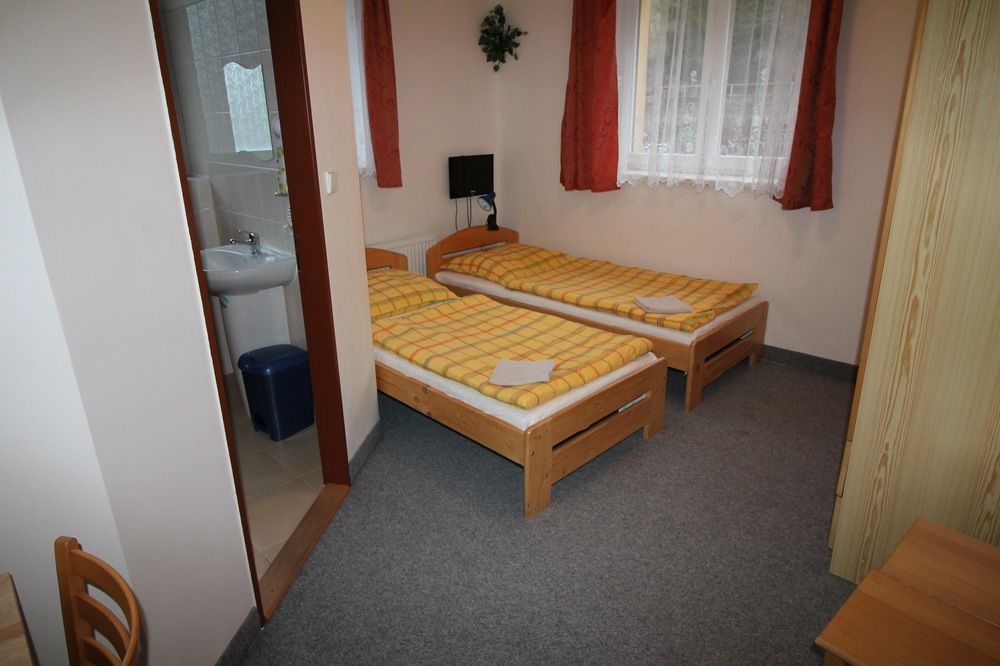Penzion U Elisky Bedrichov V Jizerskych Horach Luaran gambar