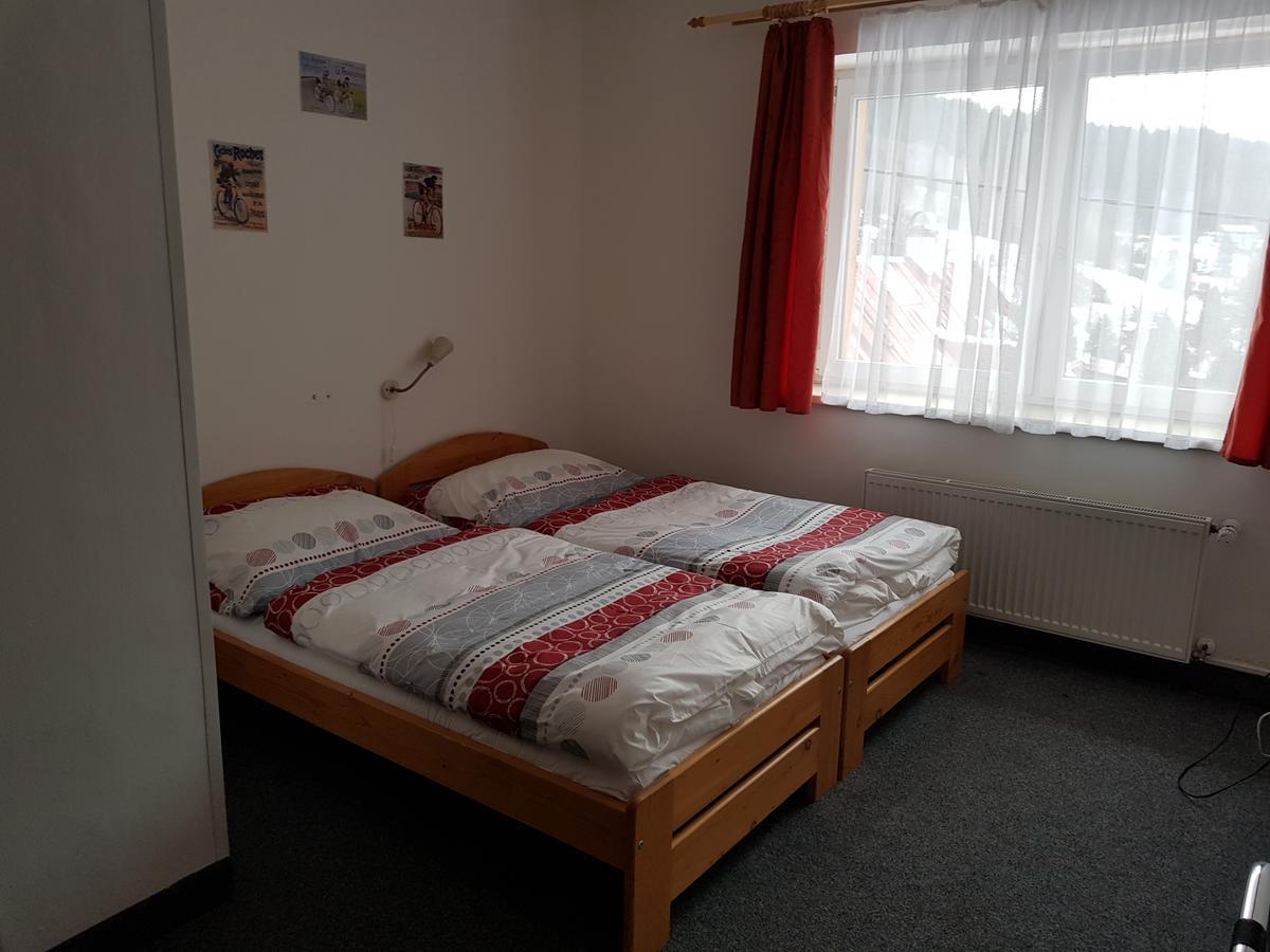Penzion U Elisky Bedrichov V Jizerskych Horach Luaran gambar